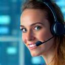 Beratung & Support durch Experten mit Headset und technischen Geräten