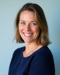 Dr. Anna Müller - Geschäftsführerin von MautTech Solutions GmbH